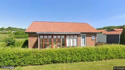 Andelsboliger til salg i Rødkærsbro - Foto fra Google Street View Andelsboliger til salg i Rødkærsbro - Foto fra Google Street View