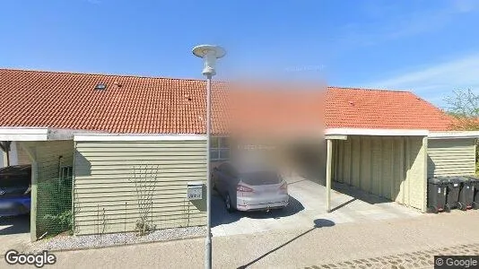 Andelsboliger til salg i Føllenslev - Foto fra Google Street View