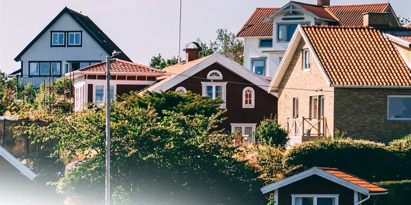 Sådan sælger du din andelsbolig – en 10-trins guide til salg og selvsalg